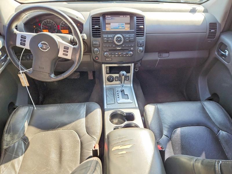 2012 Nissan Pathfinder s