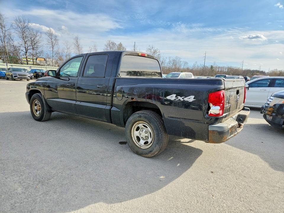 2005 Dodge Dakota Quattro