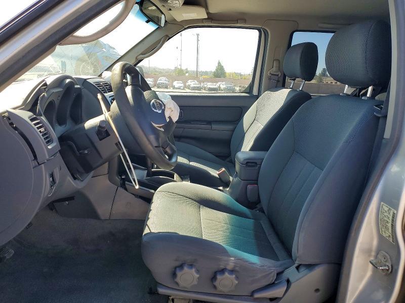 2004 Nissan Frontier XE-V6