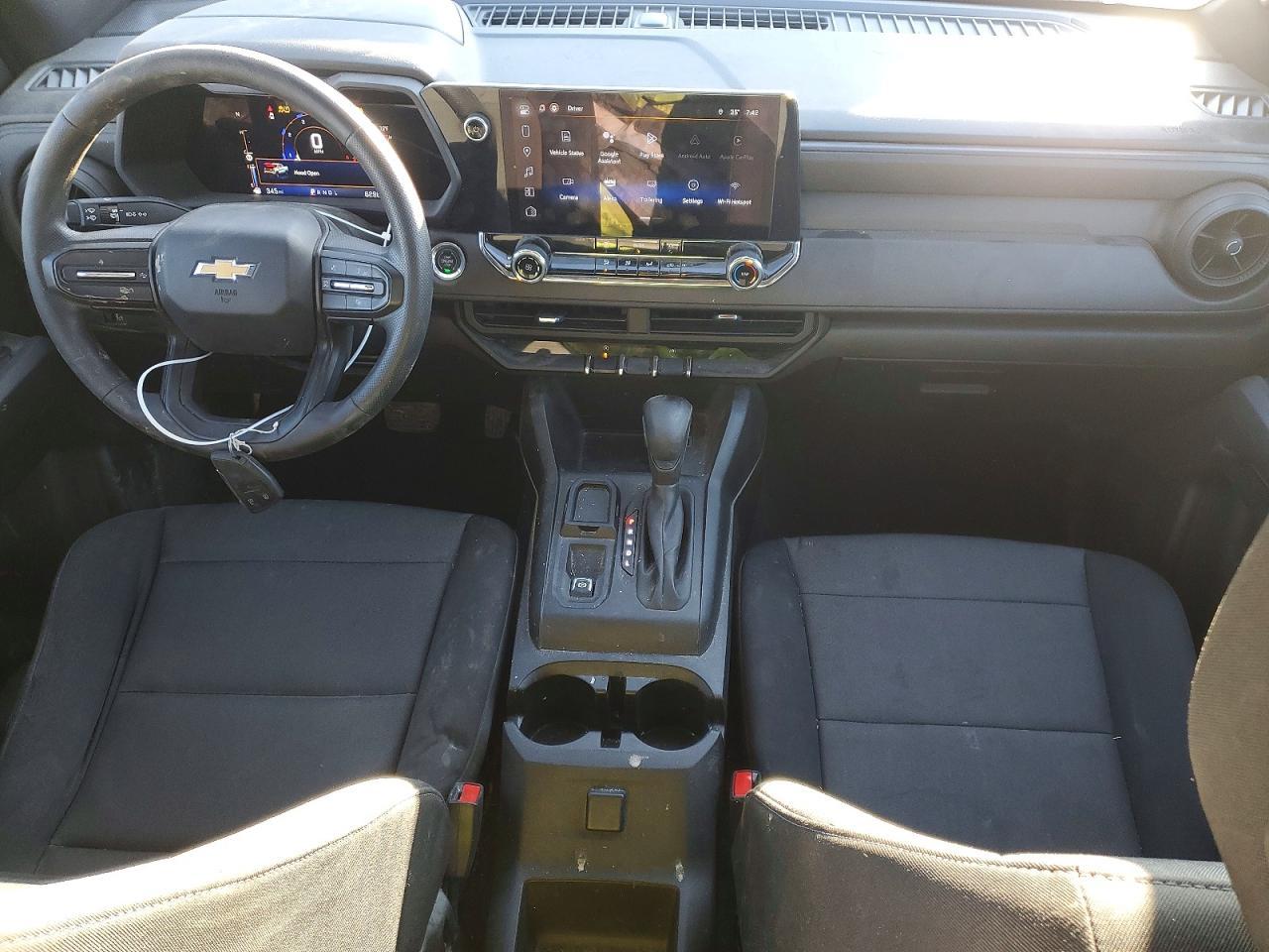 2023 Chev Colorado