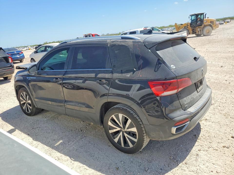 2022 Volkswagen Taos se