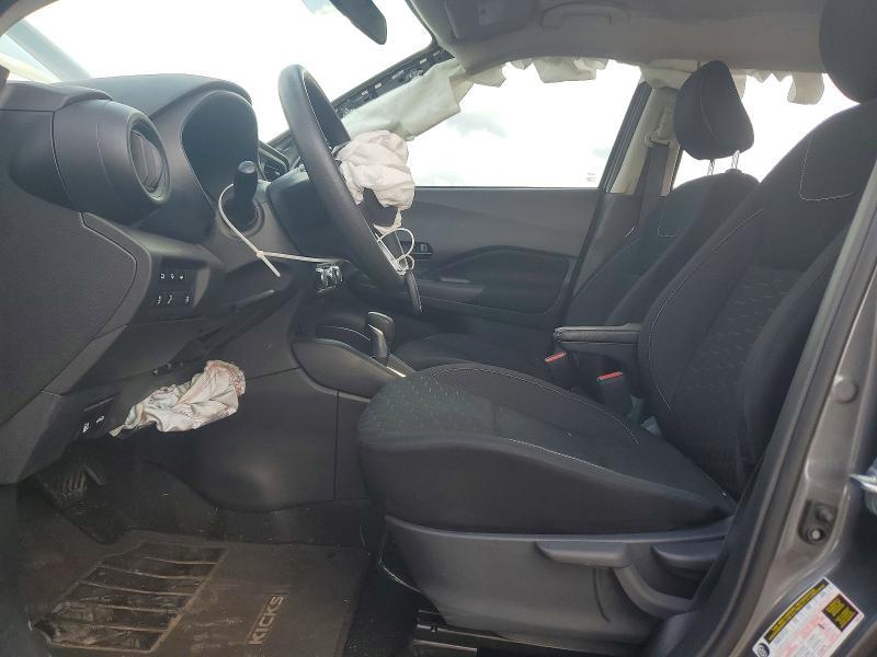 2021 Nissan Kicks s