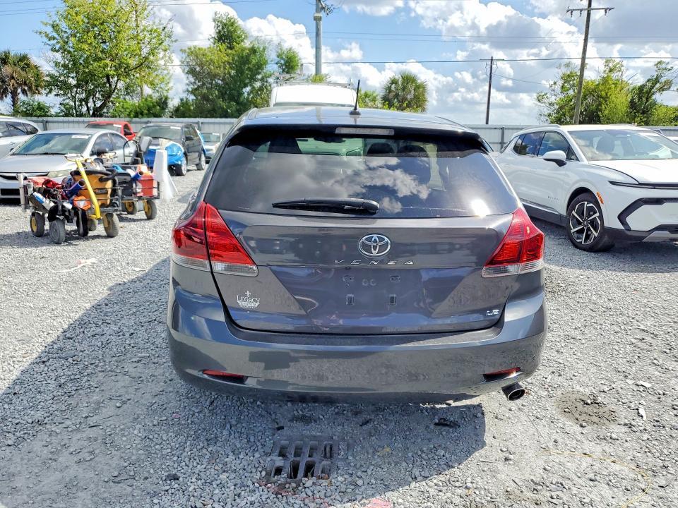2015 Toyota Venza le