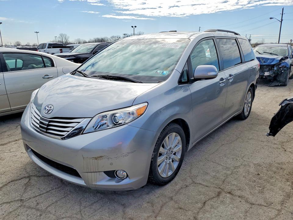 2013 Toyota Sienna Limited 7-passenger