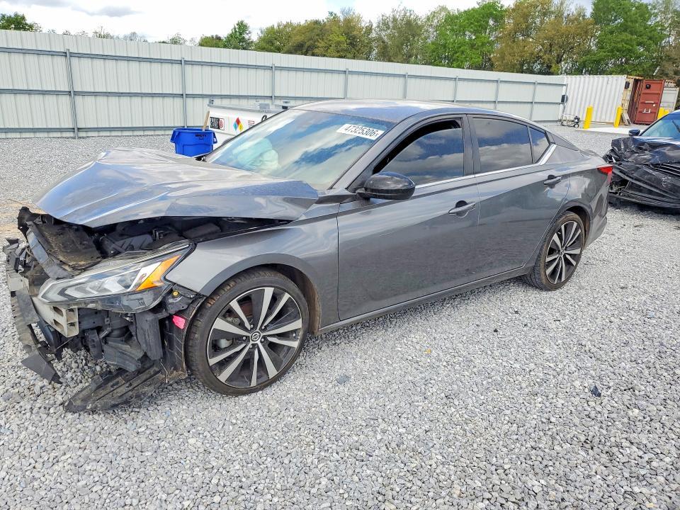 2021 Nissan Altima 2.5 sr