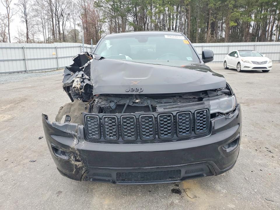 2020 Jeep Grand Cherokee Laredo