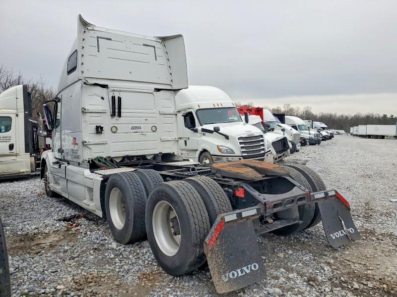 2016 Volvo VN VNL