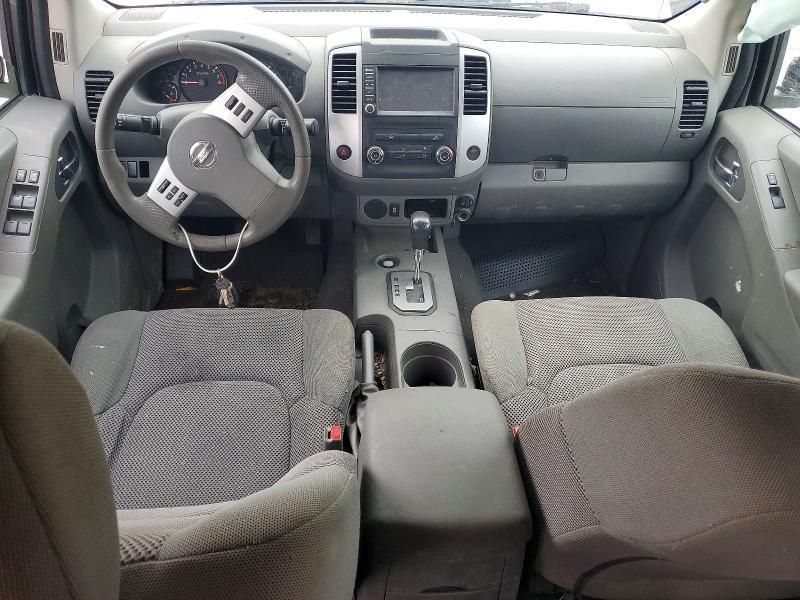 2021 Nissan Frontier sv