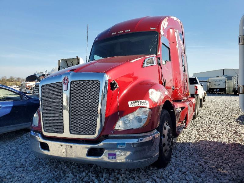 2018 Kenworth T680 Semi Truck