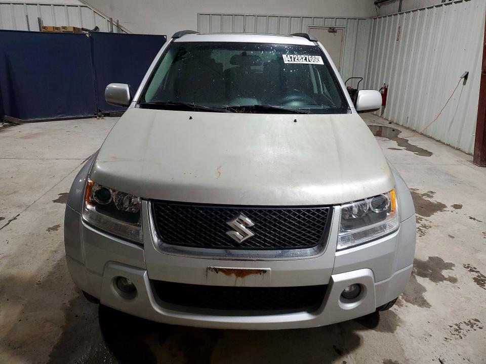 2006 Suzuki Grand Vitara Luxury