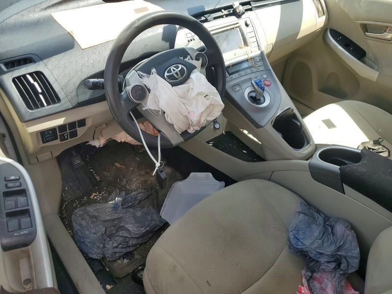 2013 Toyota Prius two