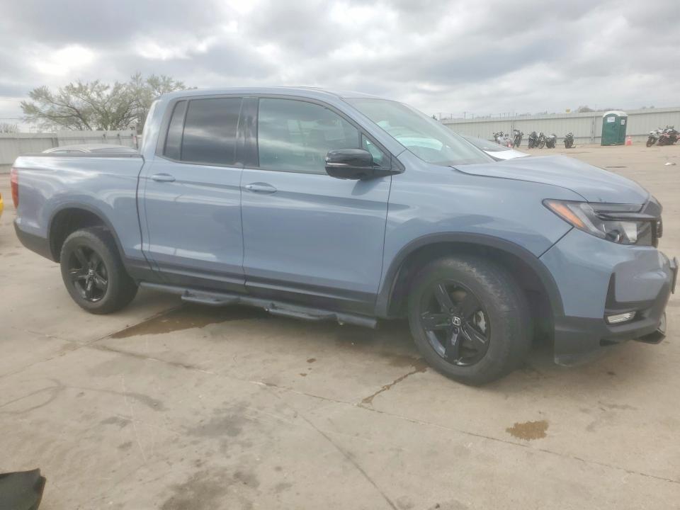 2022 Honda Ridgeline Black Edition