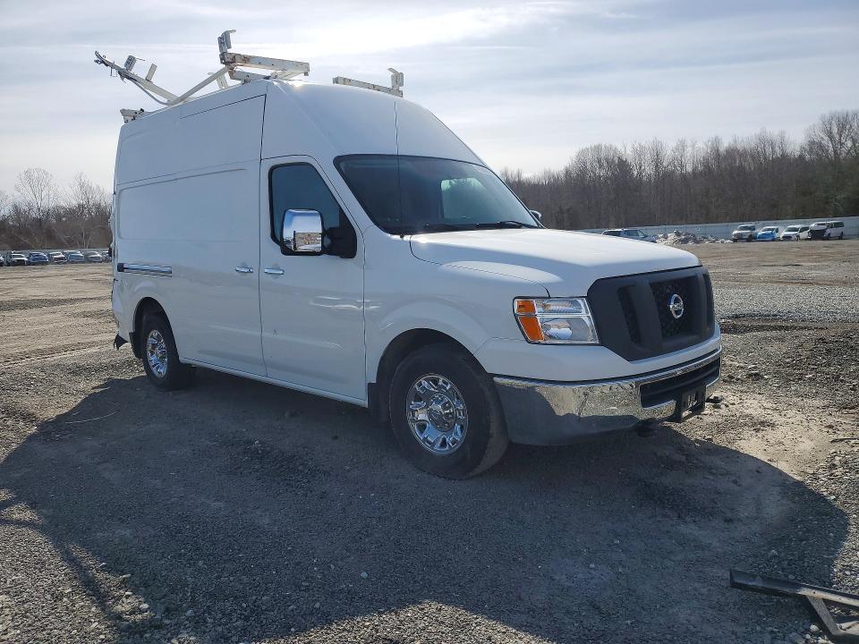 2018 Niss Nv 3500 hd sl