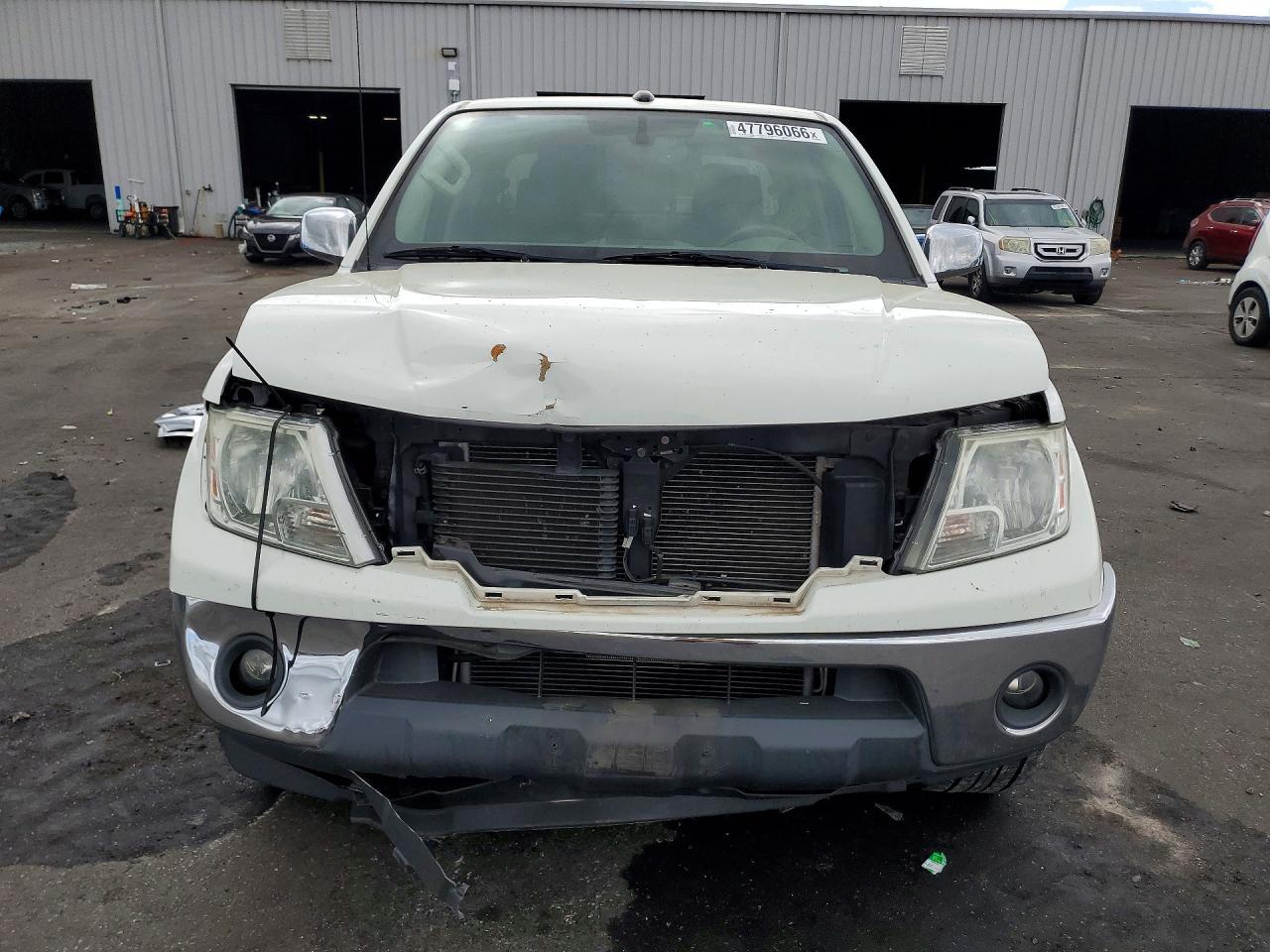 2019 Nissan Frontier SL