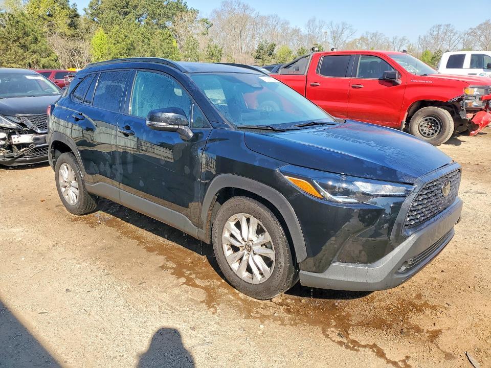 2023 Toyota Corolla Cross le