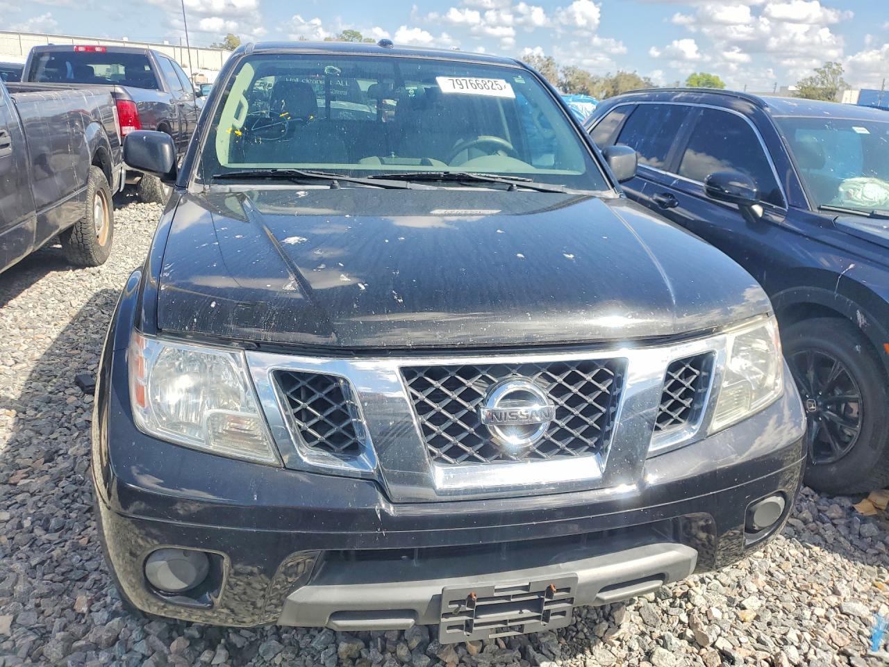 2017 Nissan Frontier sv