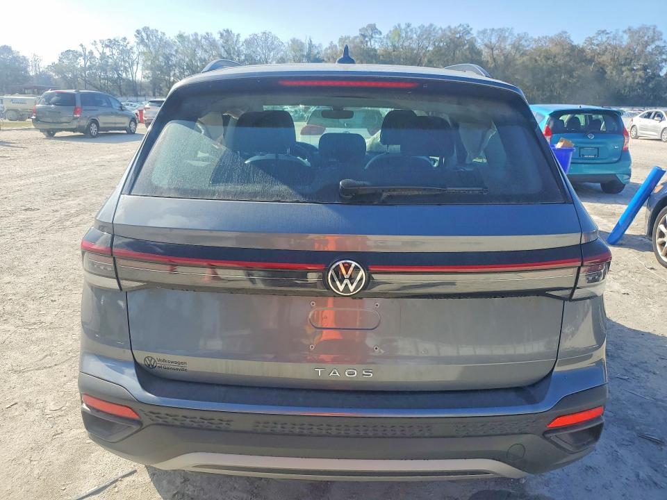 2025 Volkswagen Taos s