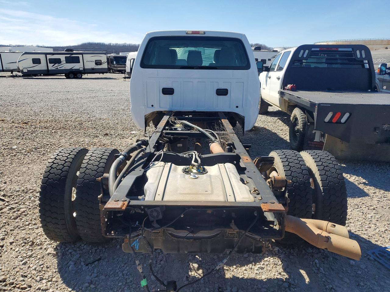 2011 Ford F550 Super Duty Truck Cab AND Chassis
