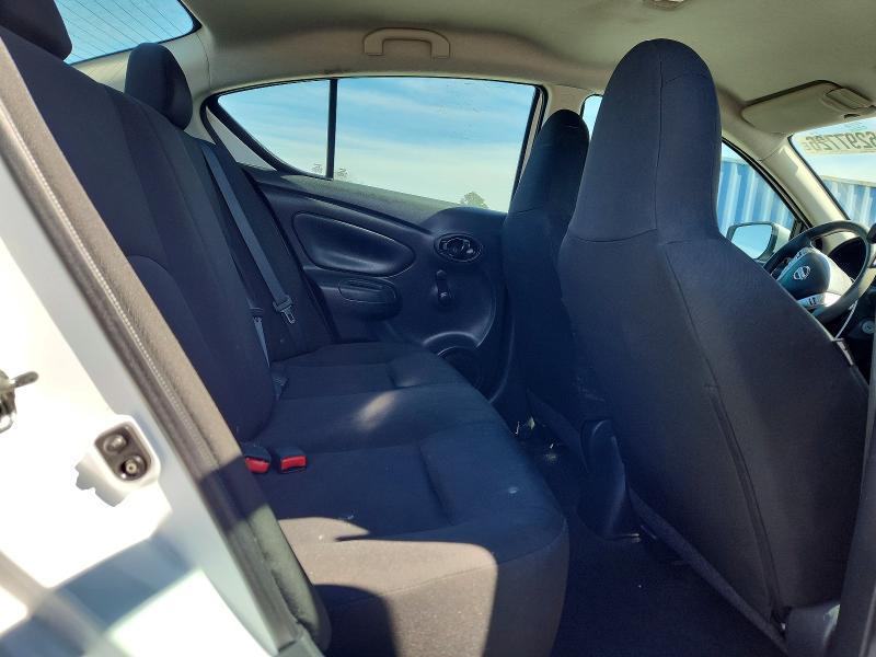 2016 Nissan Versa 1.6 s Plus
