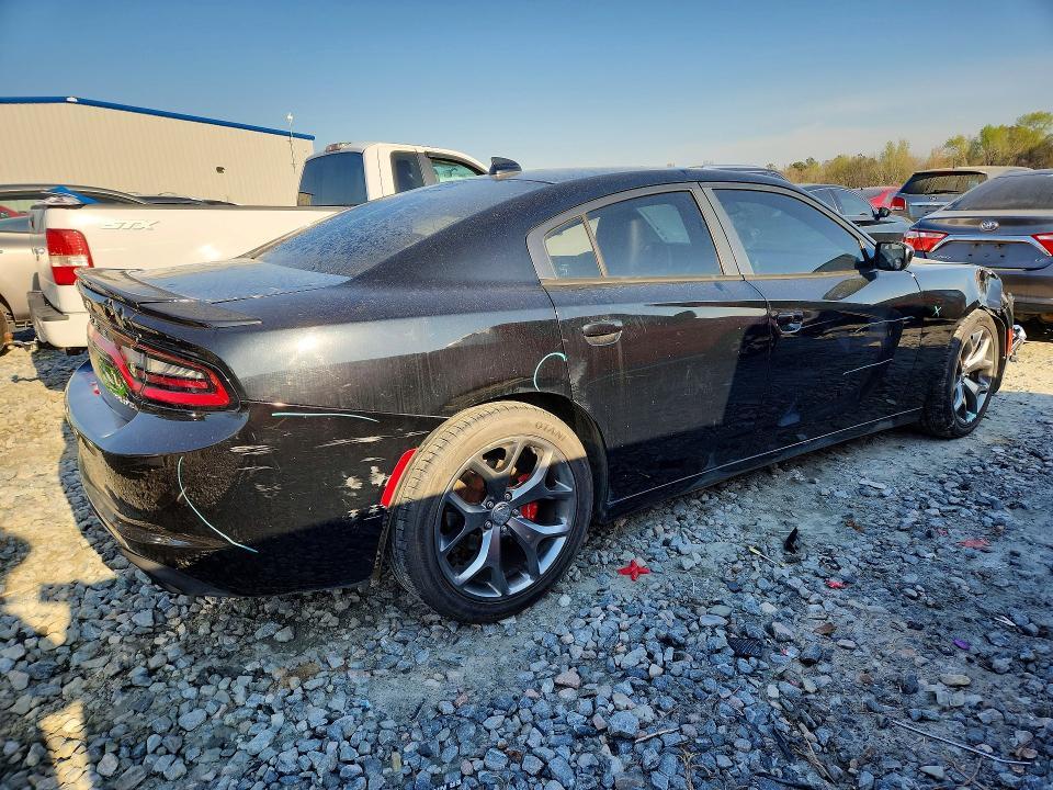 2015 Dodge Charger sxt