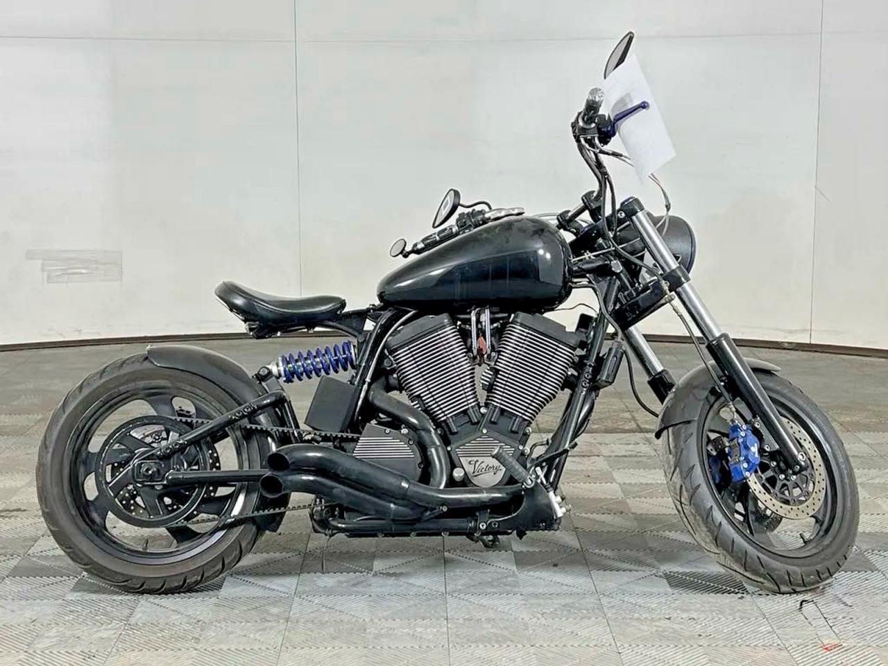 2000 Victory V92 SC