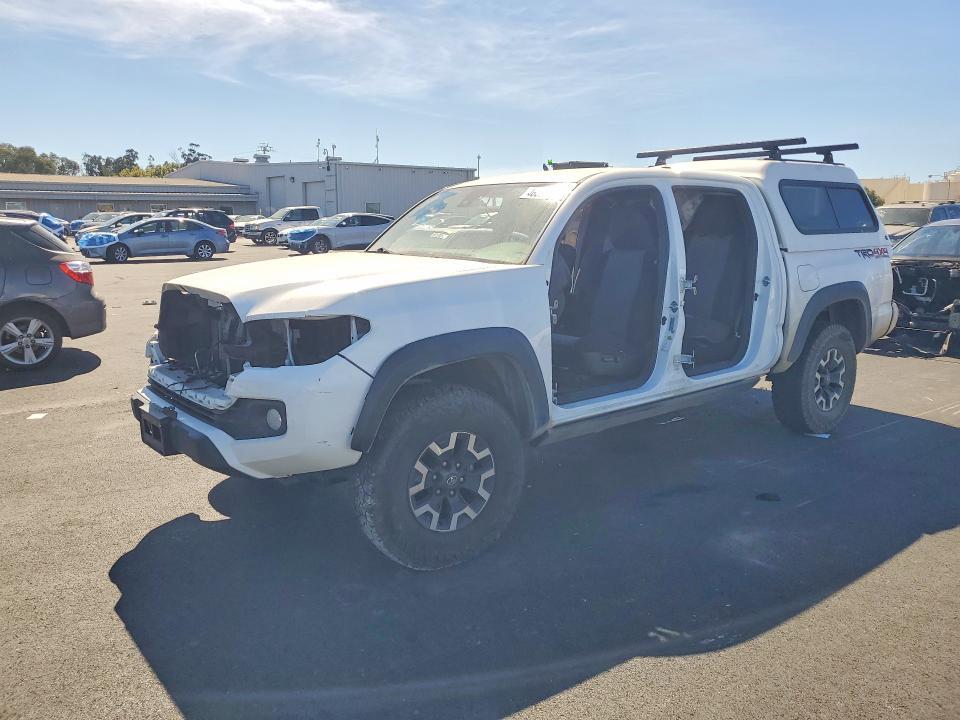 2022 Toyota Tacoma TRD OFF-Road