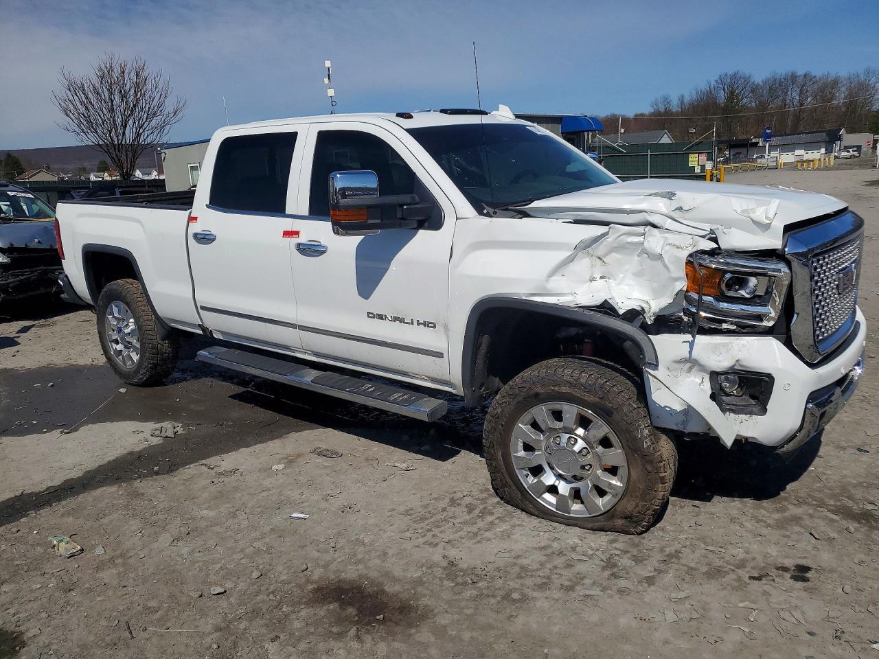 2017 GMC Sierra K2500 Denali