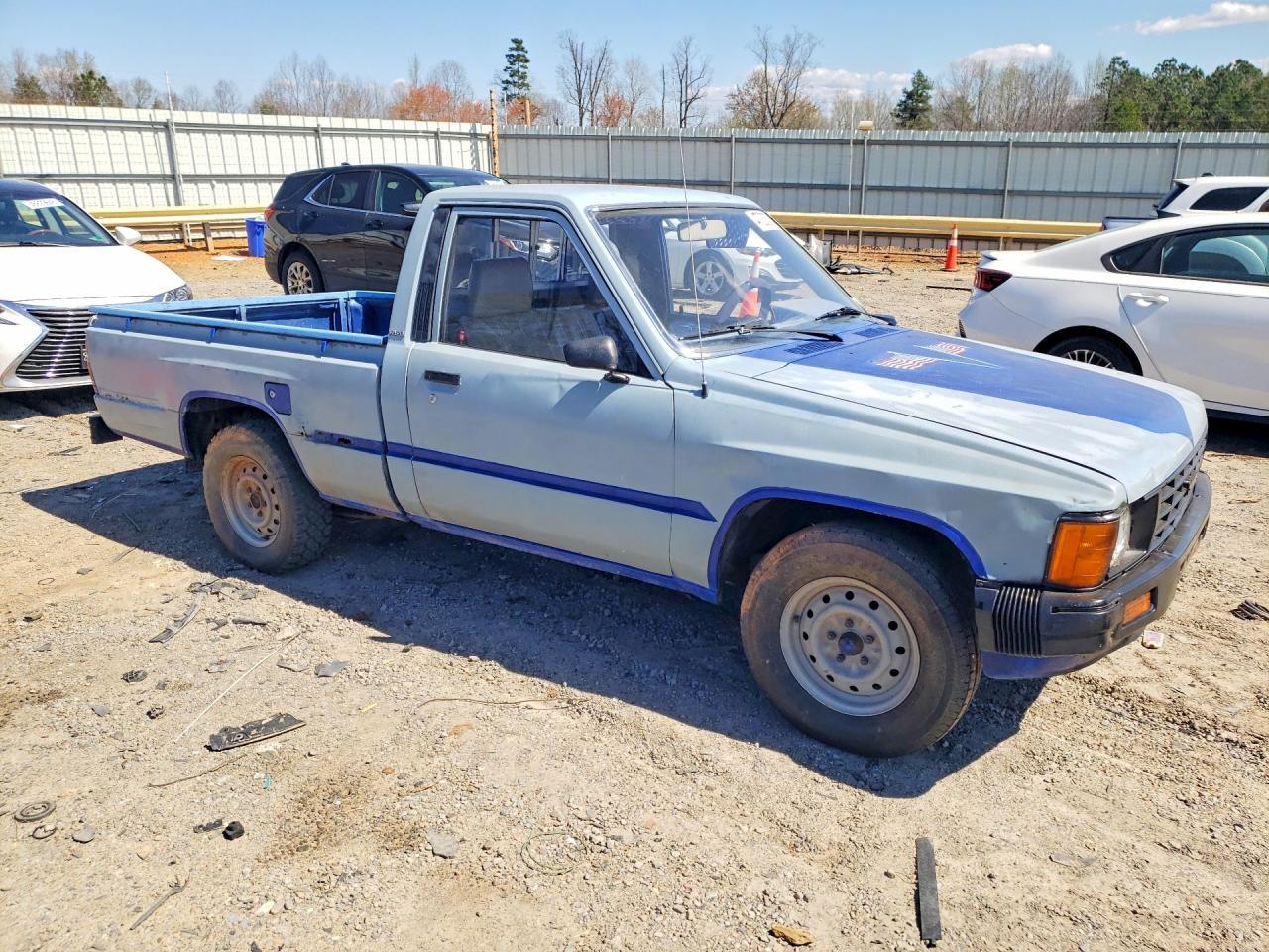 1984 Toyota Pickup Base