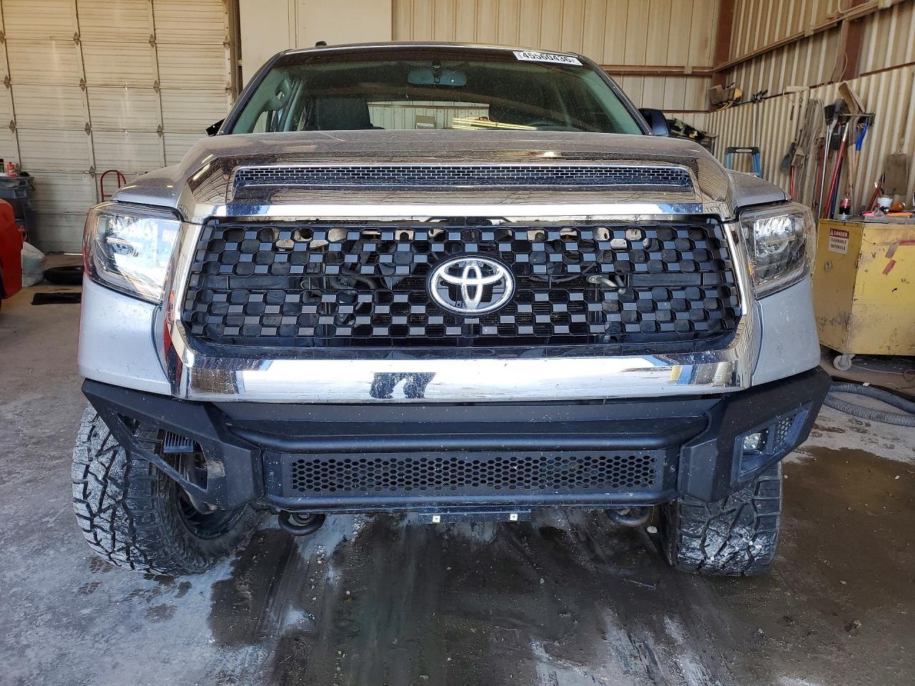 2014 Toyota Tundra SR5
