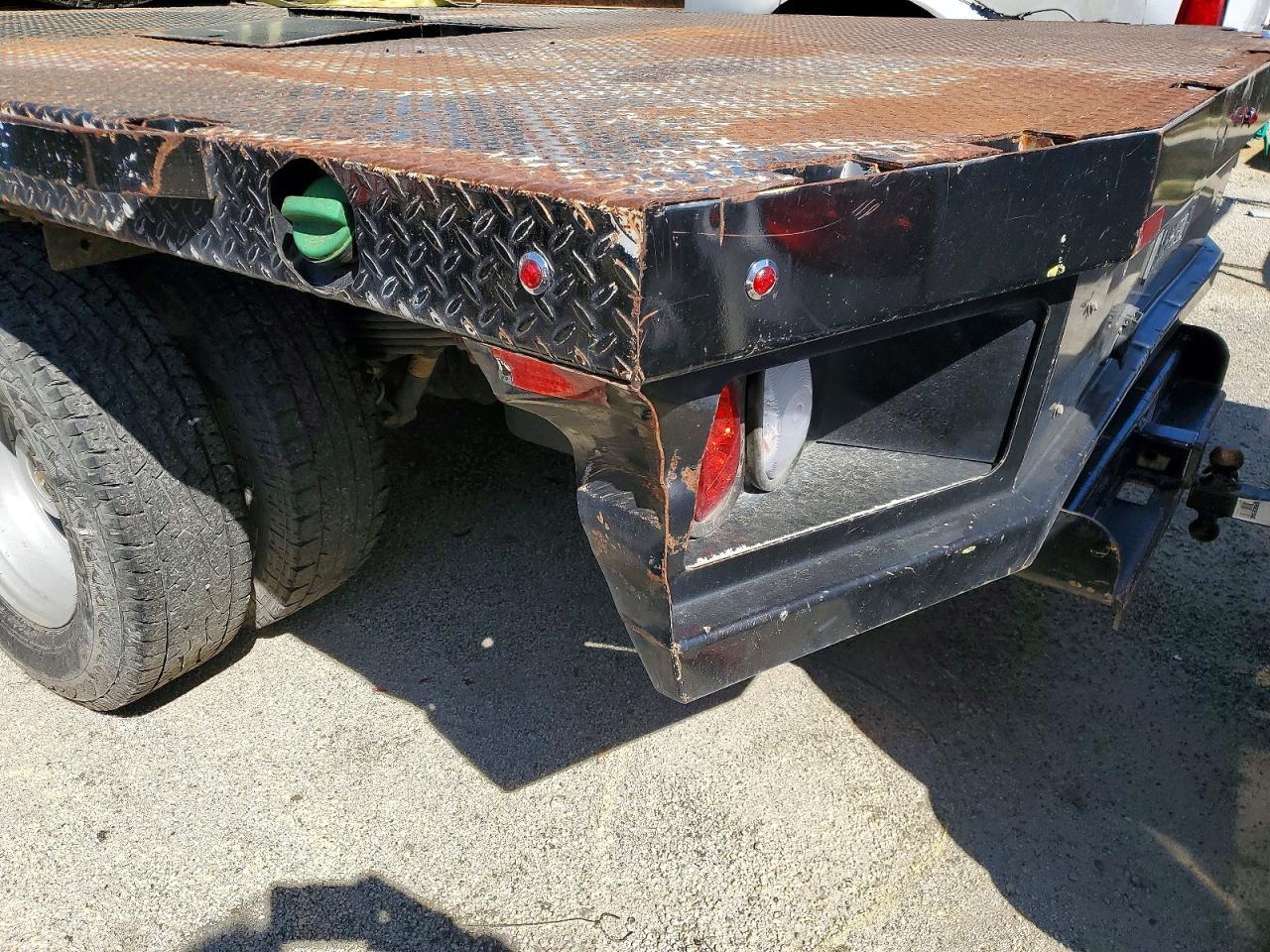2016 Chev Rolet Silverado Flatbed Truck