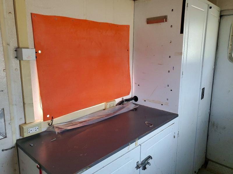 2005 Featherlite 1627 Fiber Optic Splicing Trailer