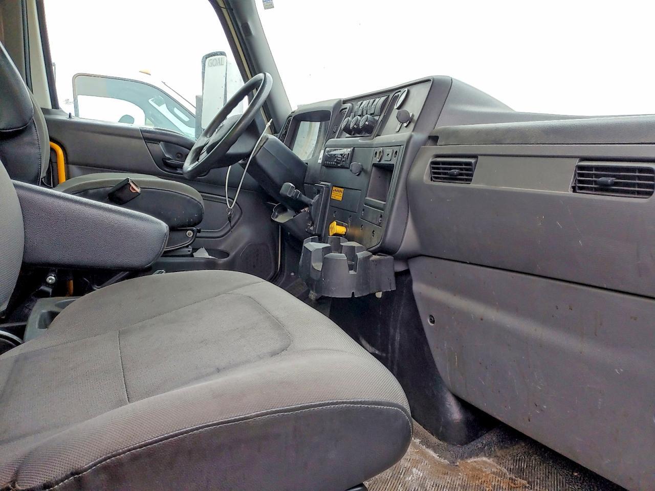 2020 International MV607