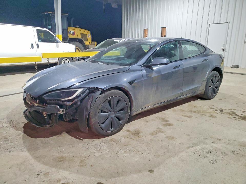 2022 Tesla Model s