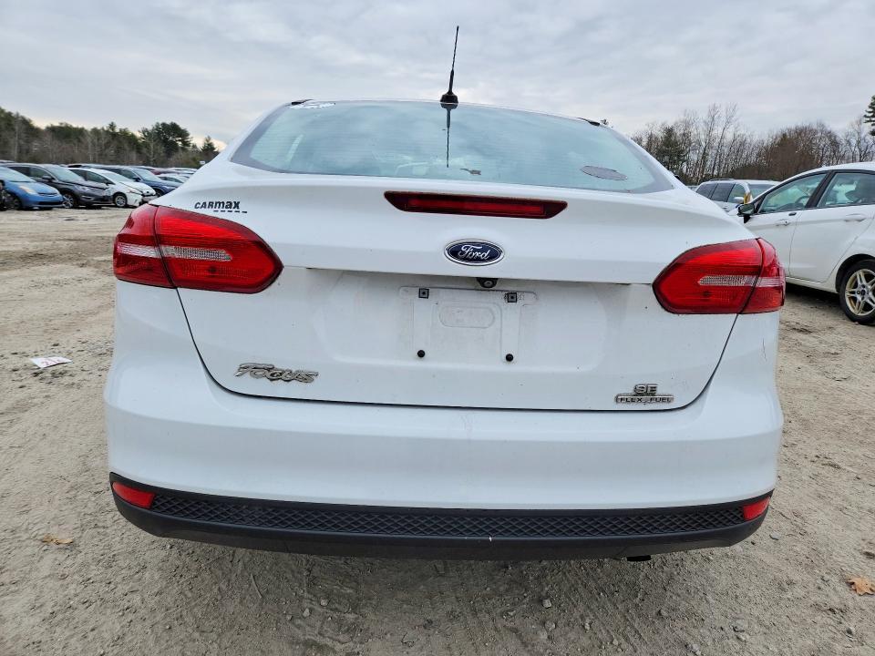 2016 Ford Focus se