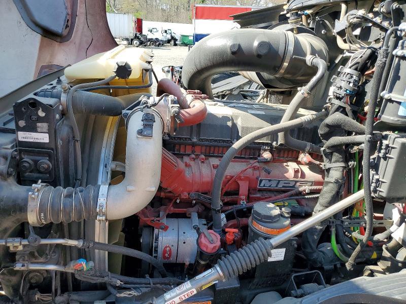 2023 Mack Anthem Semi Truck