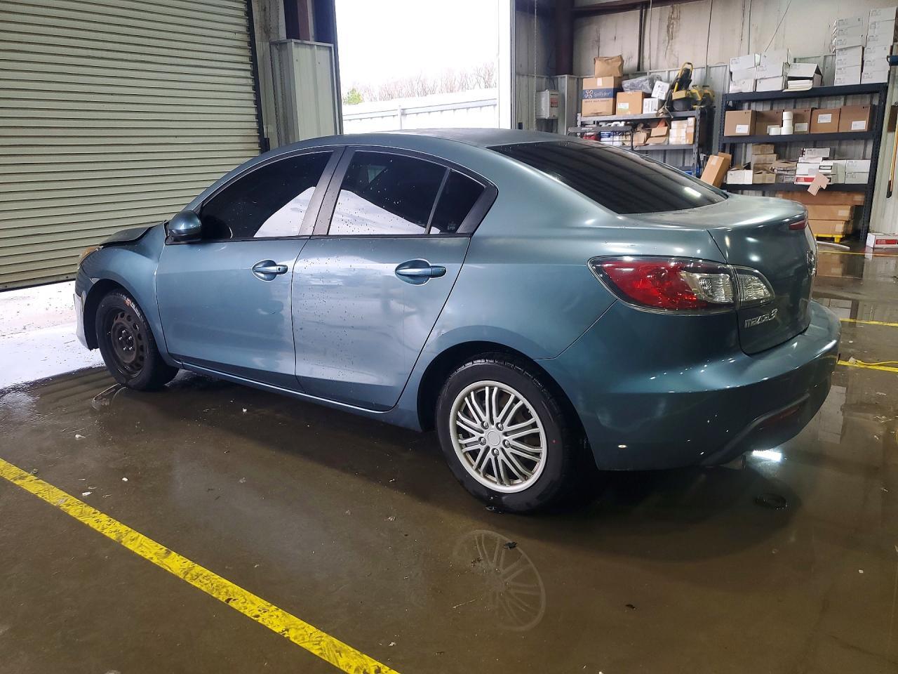 2011 Mazda 3 I