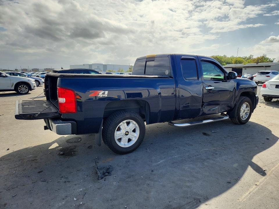 2011 Chevrolet Silverado K1500 ltz