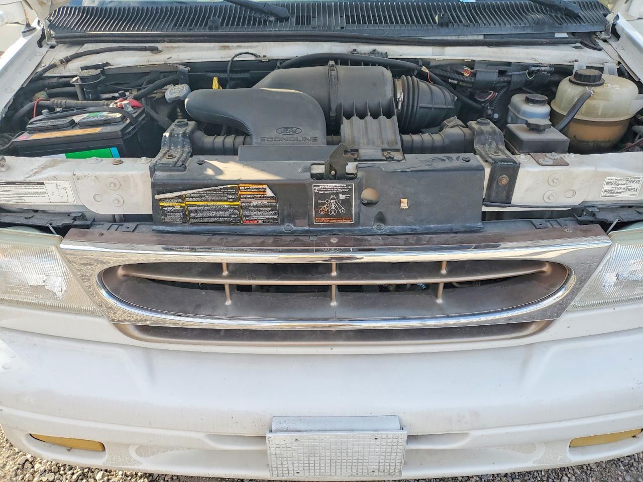 2001 Chno 2000 Ford E350 RV