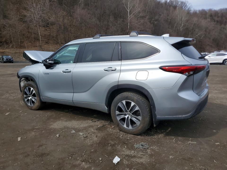 2021 Toyota Highlander Hybrid xle