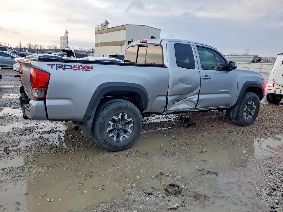 2017 Toyota Tacoma TRD OFF-Road