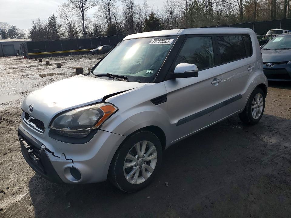 2012 KIA Soul +