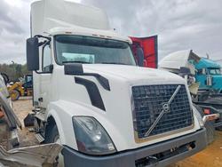Salvage trucks for sale at Hueytown, AL auction: 2017 Volvo VNL Semi Truck