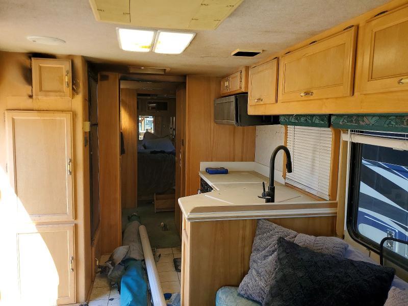 1995 Oshkosh 2005 Oshkosh rv