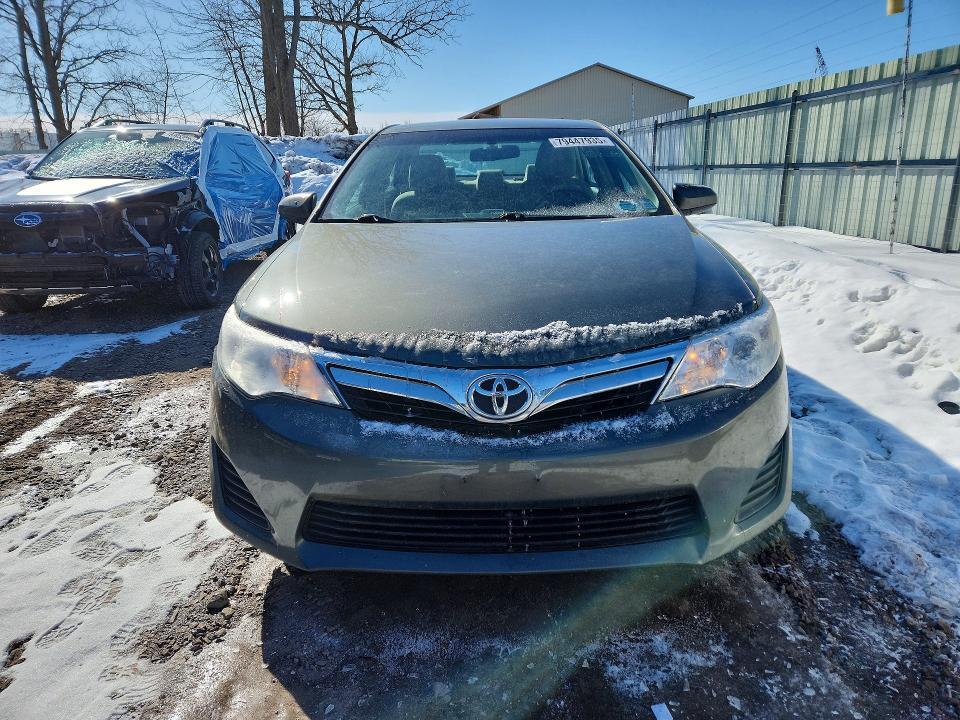 2012 Toyota Camry le