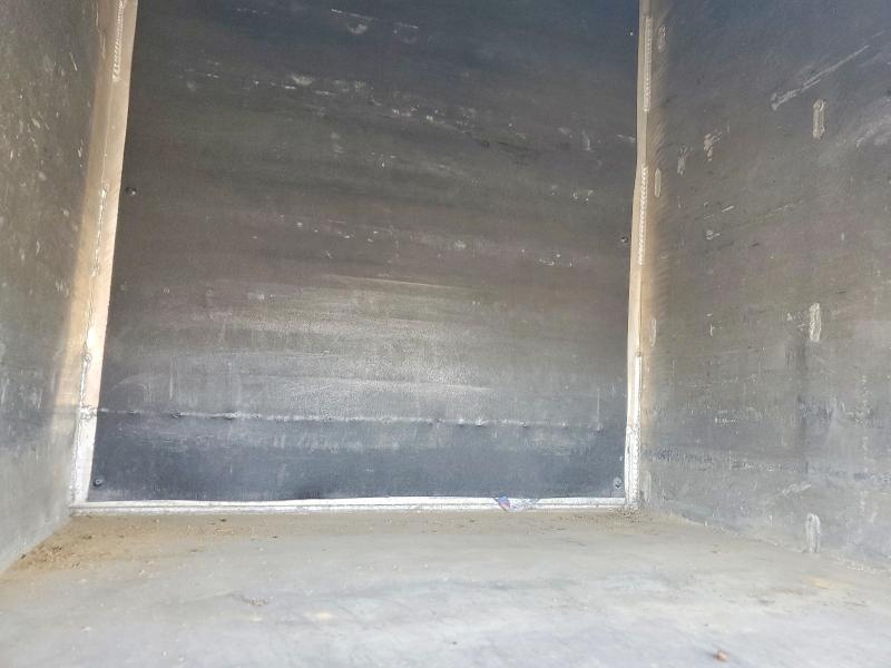 2001 Mickey AT-A Refrigerated Beverage Trailer