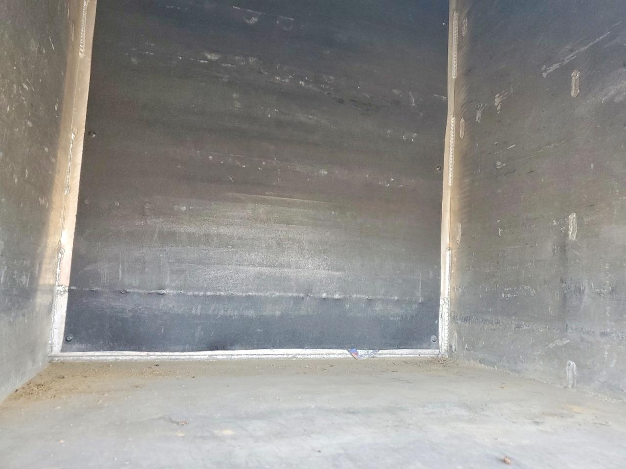 2001 Mickey AT-A Refrigerated Beverage Trailer