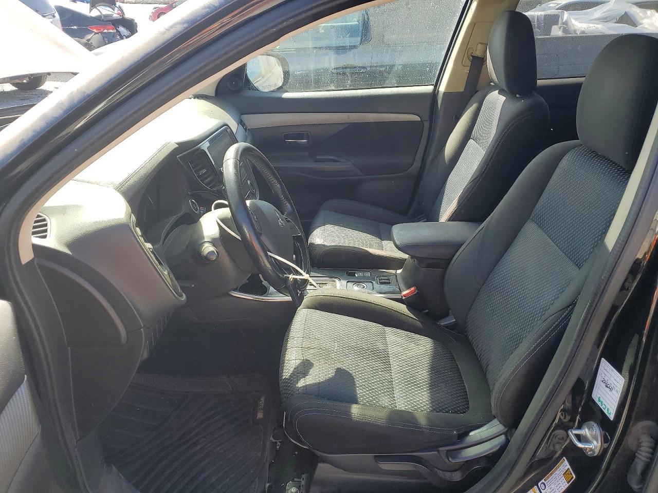 2018 Mitsubishi Outlander se