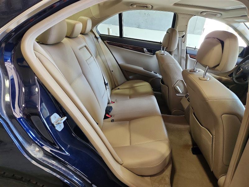 2010 Mercedes-Benz C300