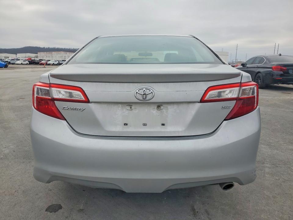 2013 Toyota Camry se