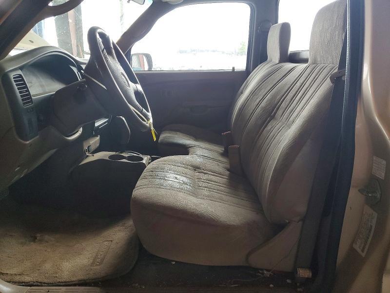 2003 Toyota Tacoma Base